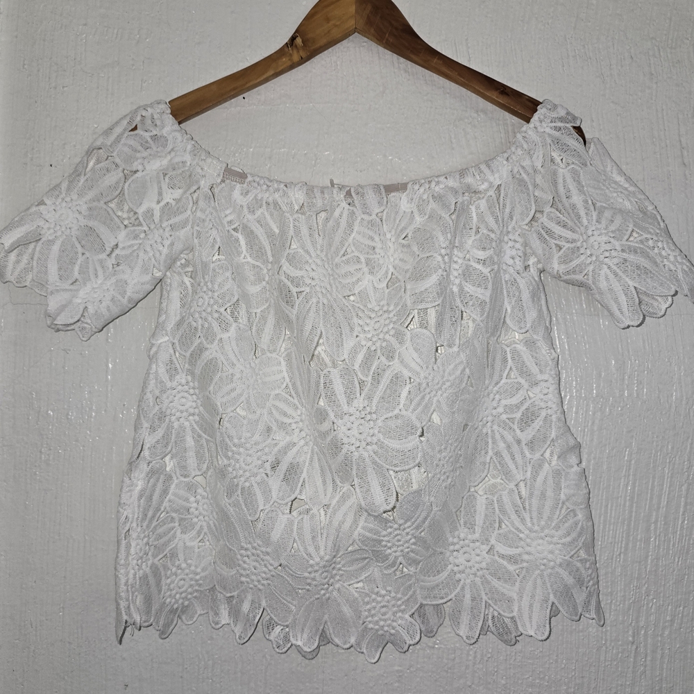 Dizzy White Off-Shoulder Ruffled Blouse